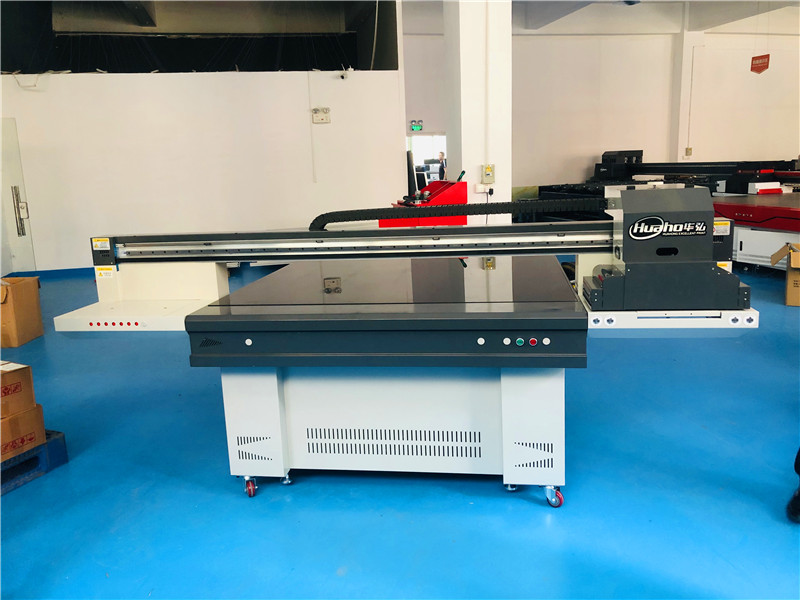 寶山uv打印機(圖1)